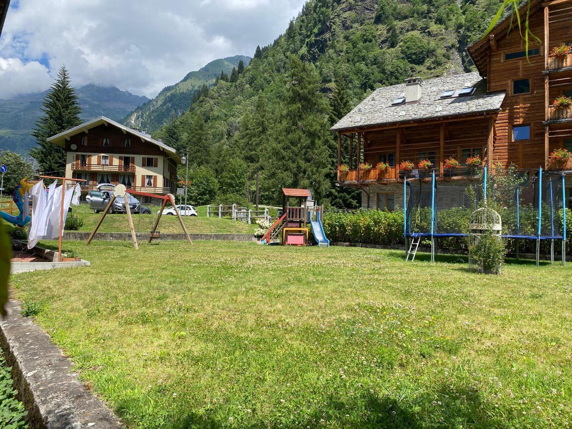 L'Aria Di Casa Bed & Breakfast Alagna Valsesia Ngoại thất bức ảnh