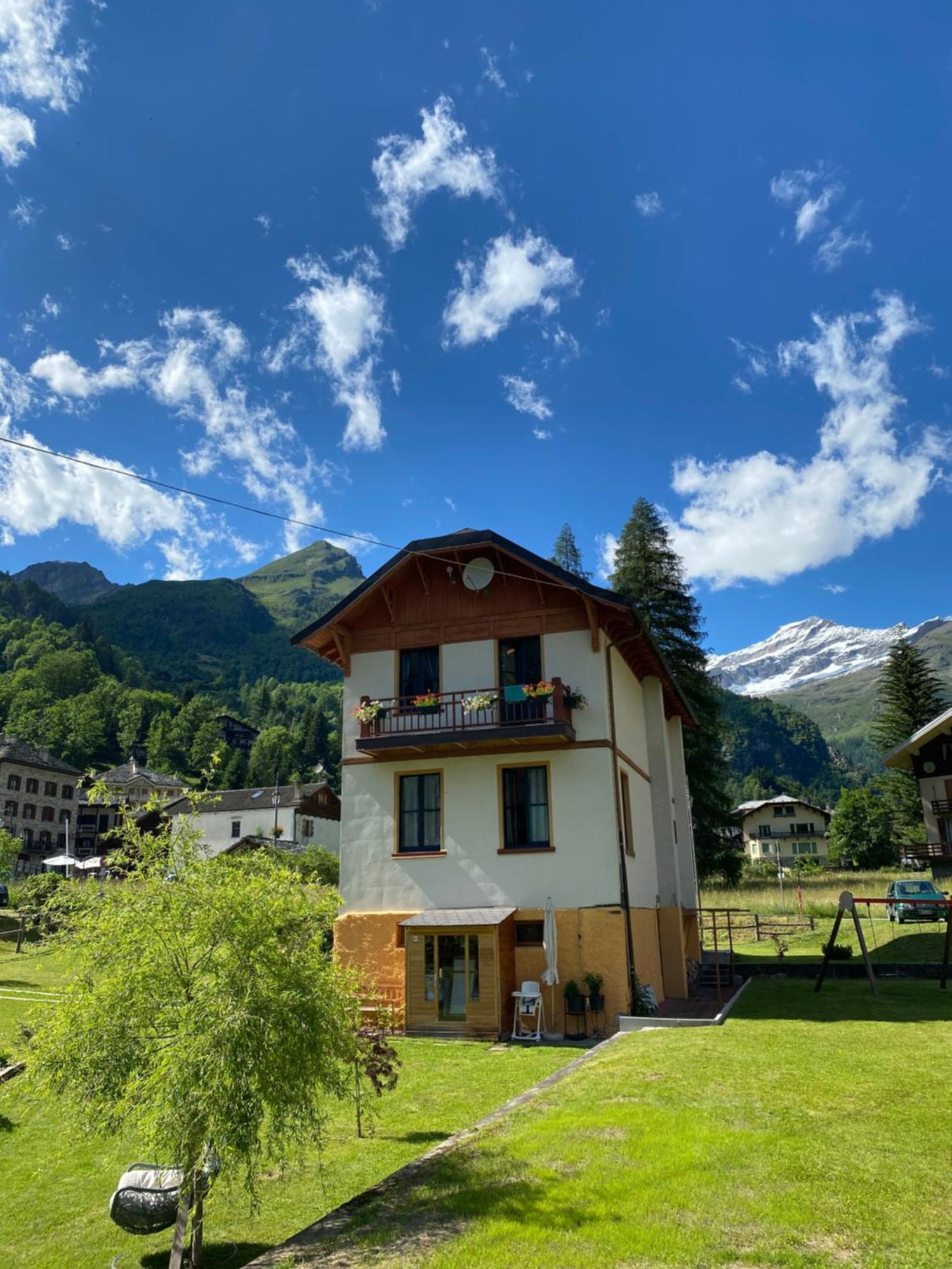 L'Aria Di Casa Bed & Breakfast Alagna Valsesia Ngoại thất bức ảnh